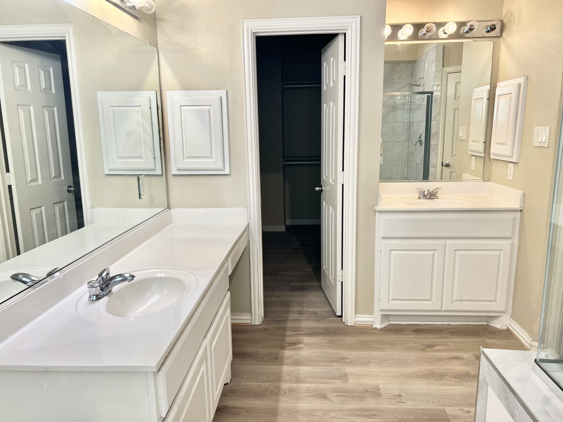 Building Photo - 2421 Mallard Dr