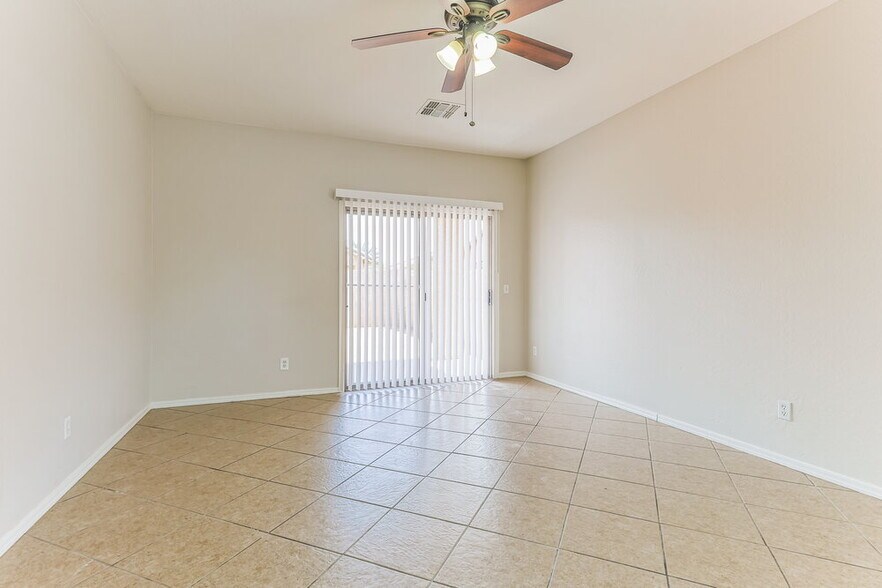 Building Photo - 2903 E Pinto Valley Rd