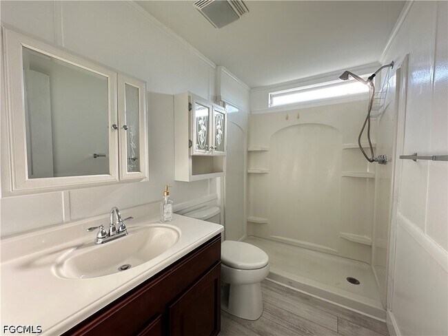 Building Photo - 5506 Virginia Dare Ln