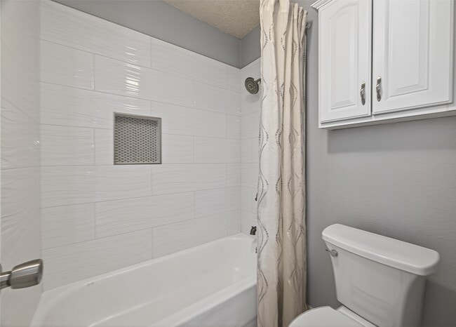 Building Photo - 1516 Bay Area Blvd