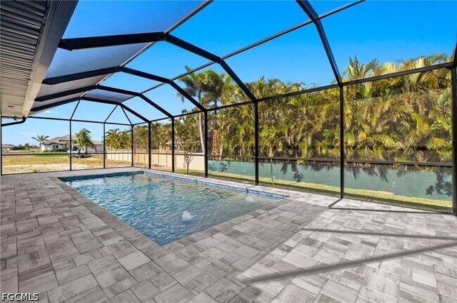 Building Photo - 1008 NW 36th Pl