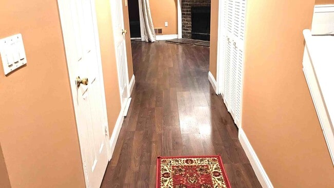 Building Photo - 37 Anderson Ct