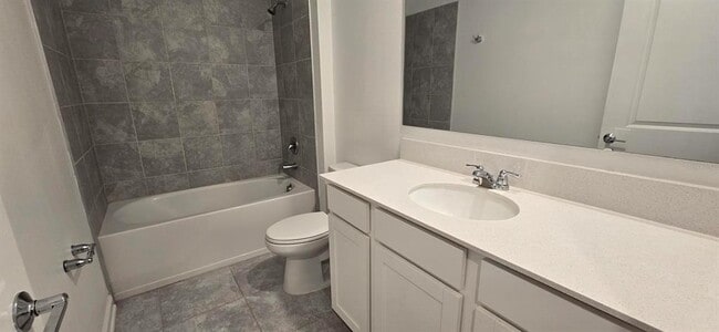 Building Photo - 323 Heroic Rd