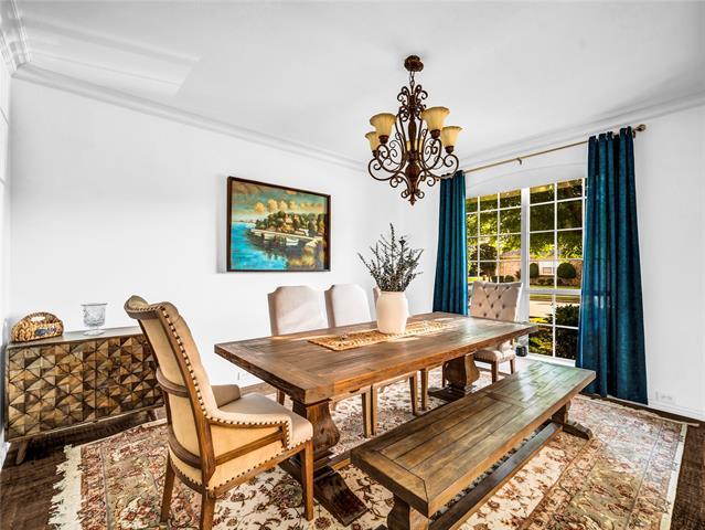 Building Photo - 2117 White Rock Ln