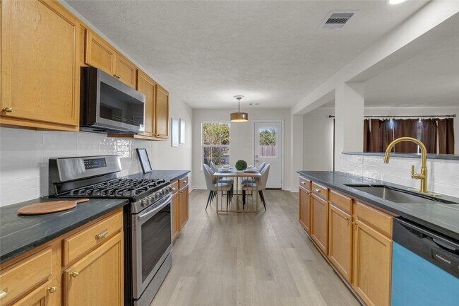 Building Photo - 18446 Westgate Springs Ln