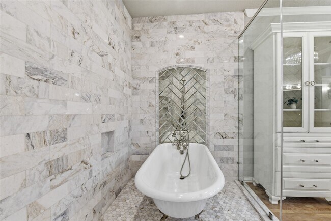 Building Photo - 19407 Kessington Ln