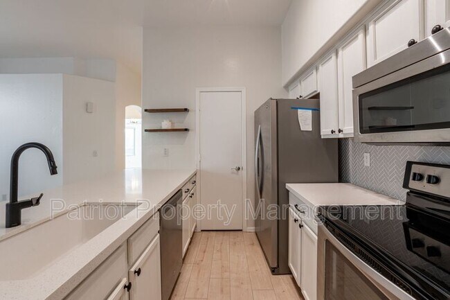 Building Photo - 16728 S 22nd St