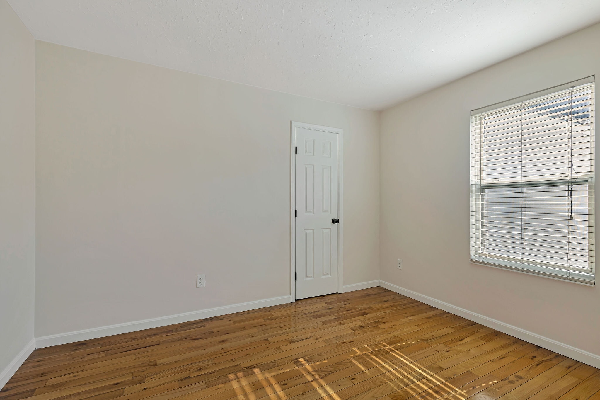 Building Photo - 76 Glenwood Ave