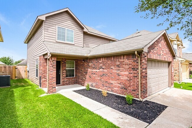 Building Photo - 5715 Kyle Cove Dr
