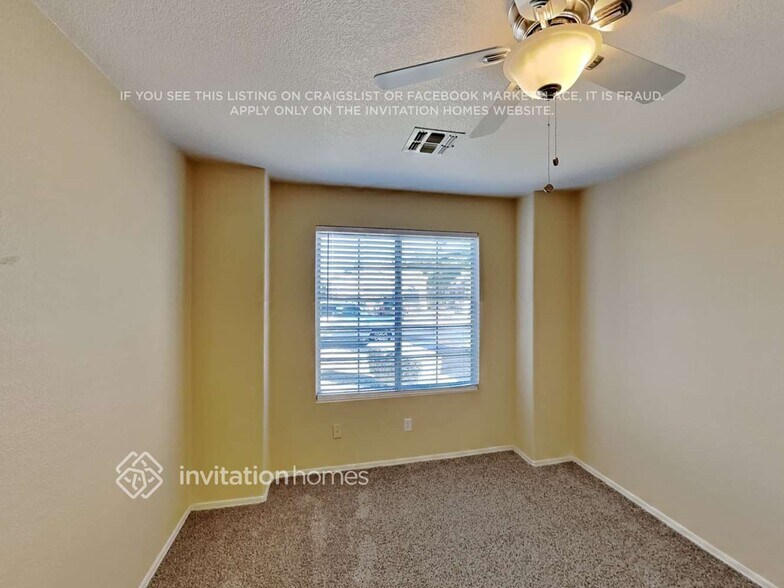 Building Photo - 13043 W Via Camille