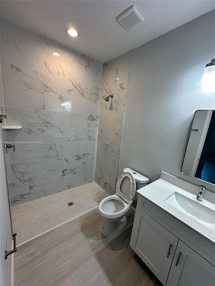 Building Photo - 10387 Port Everglades St