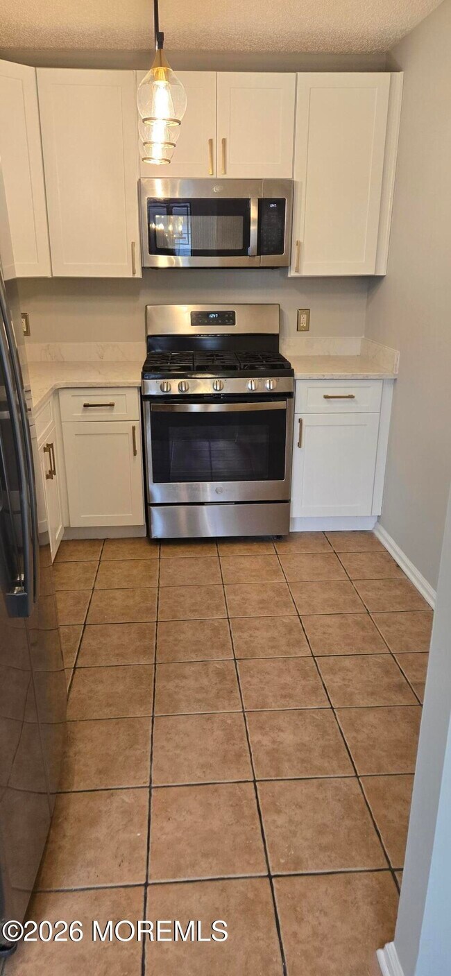 Building Photo - 3015 Lighthouse Ln