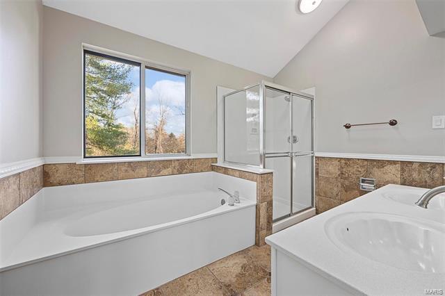 Building Photo - 655 Foxtail Dr