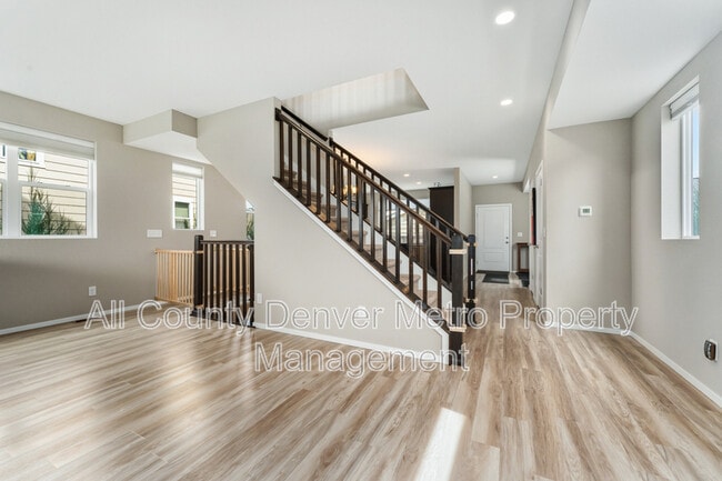 Building Photo - 4827 Mt Shavano St