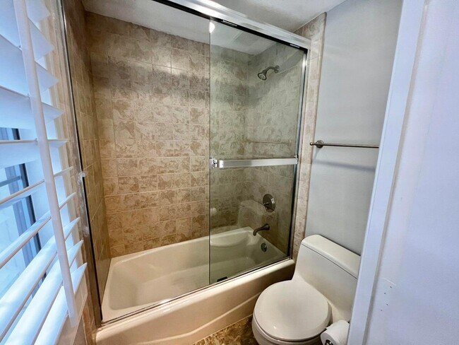 Building Photo - 80689 Via Glorieta