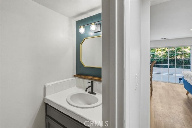 Building Photo - 716 N Lucia Ave