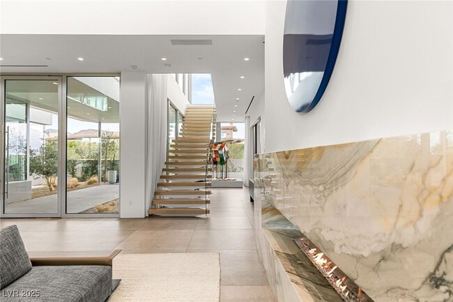 Building Photo - 14 Magic Stone Ln