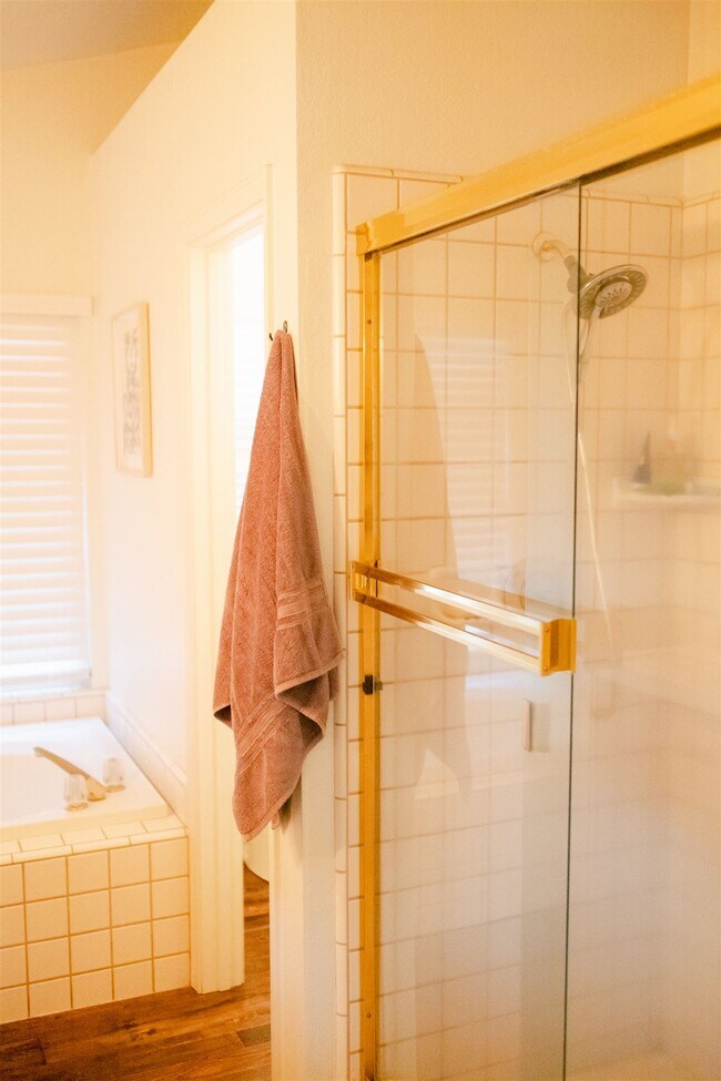 Building Photo - 2120 Boyden Dr