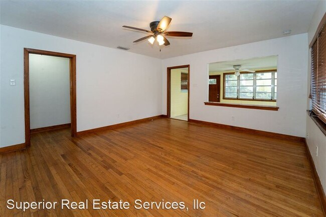 Building Photo - 64 Fullerwood Dr