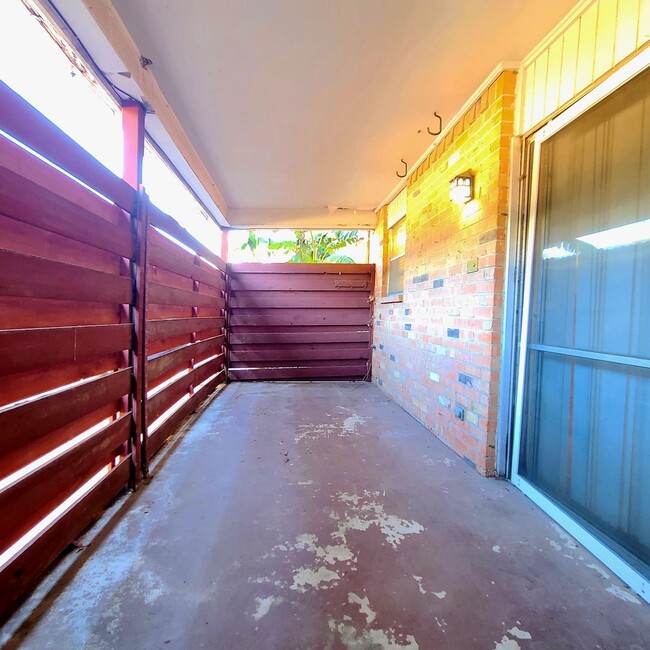 Building Photo - Spacious 2-Bedroom, 2-Bath Condo near SMU ...