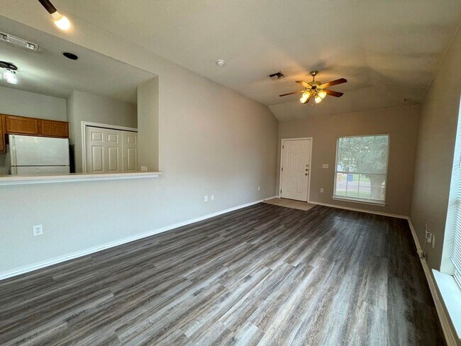 Building Photo - 1717 Constantino Cir
