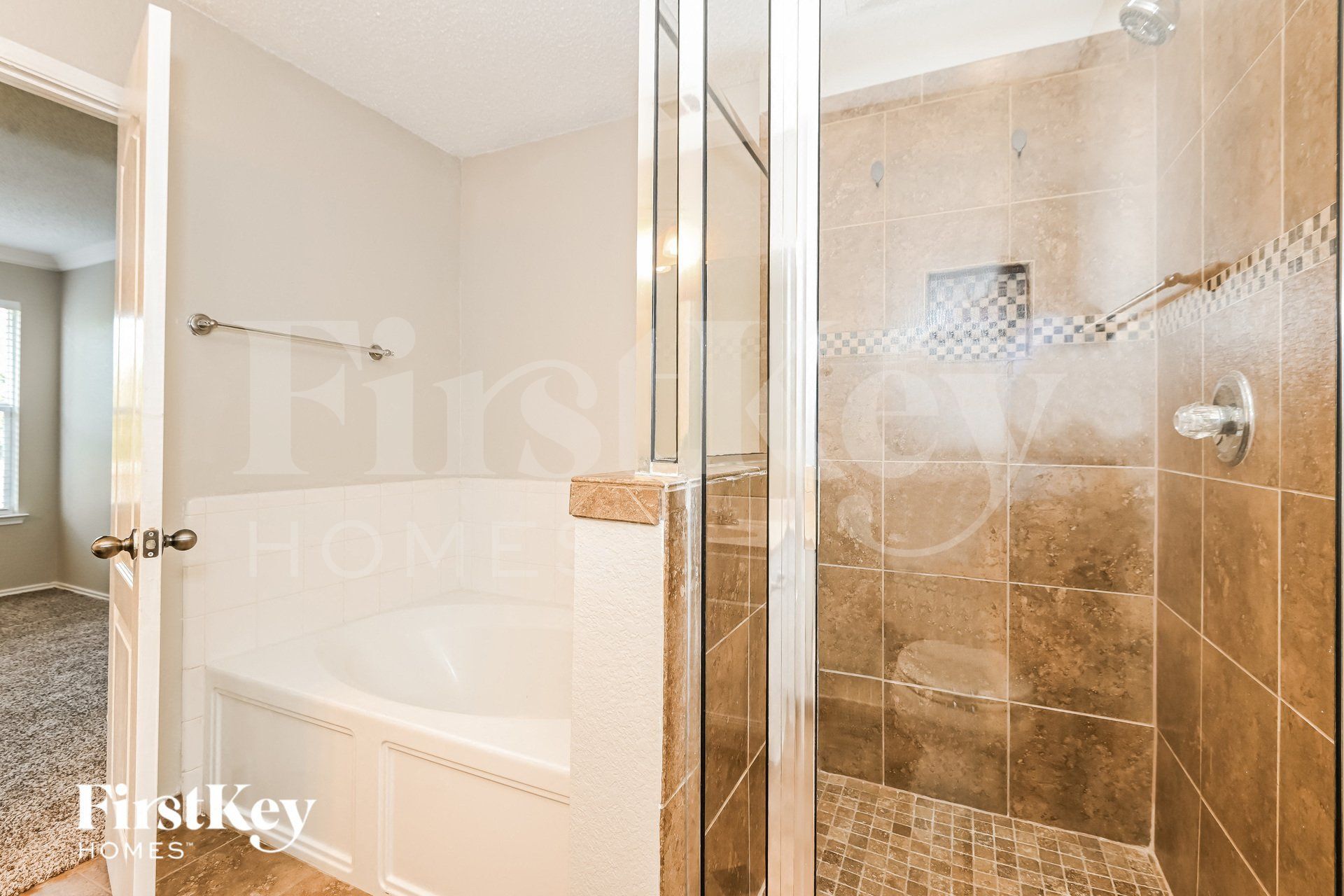 Building Photo - 2115 Van Zandt Dr