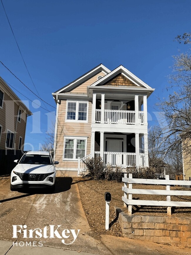 Building Photo - 171 Doane St SW