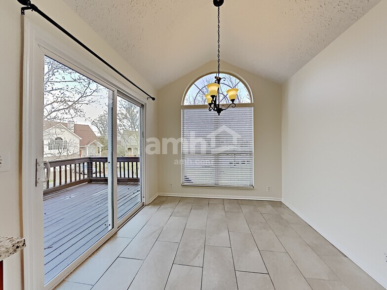 Building Photo - 6200 Hampton Hall Way