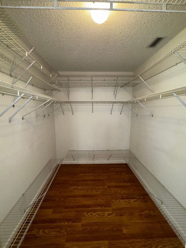 Building Photo - Active 55+ Living in On Top of the World – 2BR/2BA Villa with Resort-Style Amenities!