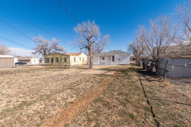 Building Photo - 2 bedroom home for lease!