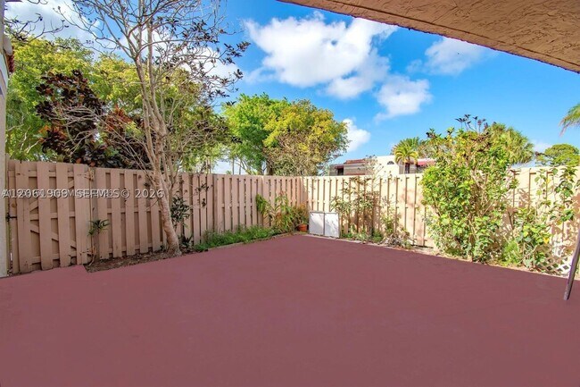 Building Photo - 4240 Village B Vlg