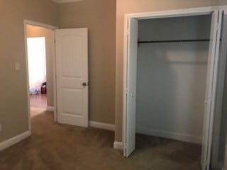 Building Photo - Available to Show