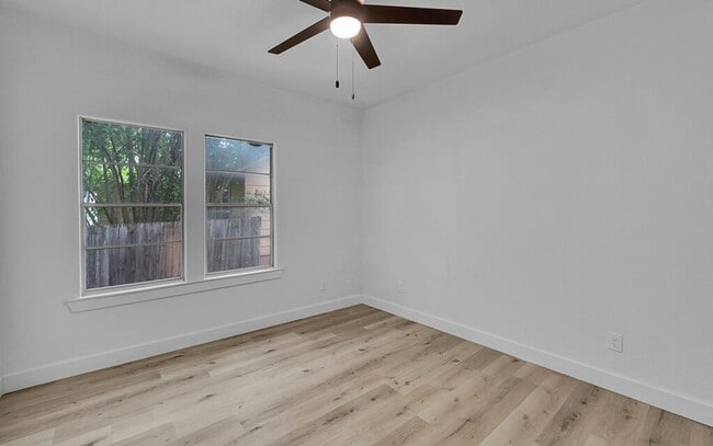 Building Photo - Newly Renovated 3 Bed, 3 Bath Home in Waco