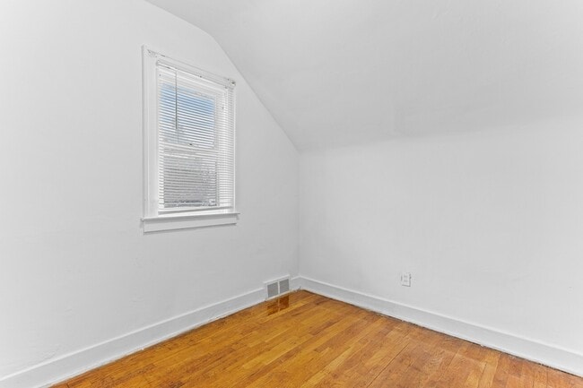 Building Photo - 15379 Monte Vista St