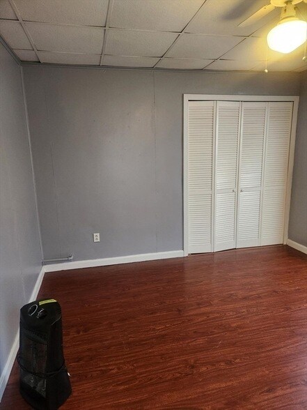 Building Photo - 15 Mc Donald St