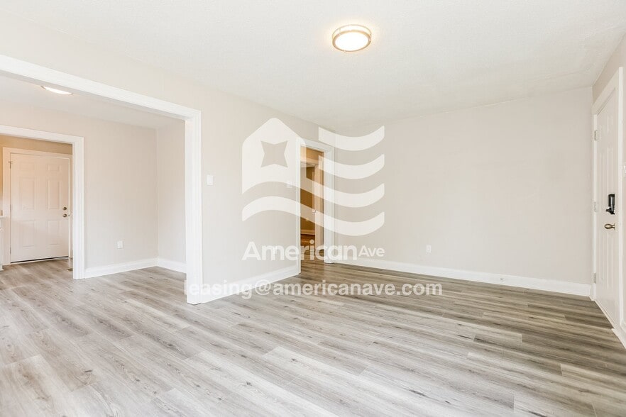 Building Photo - 1801 Vance St