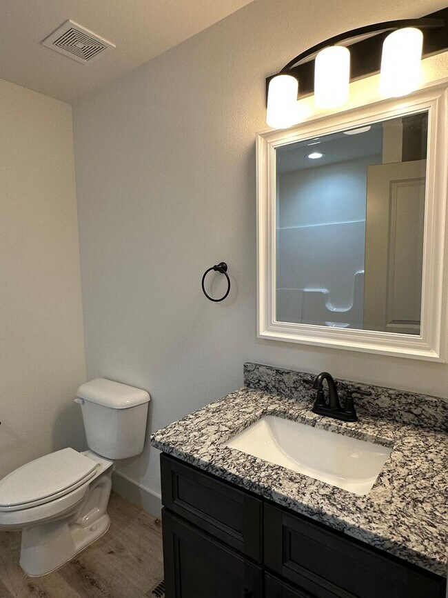Building Photo - Now Accepting Applications – 4 BED 3 BATH | Summit Pass Subdivision | Waynesville School District