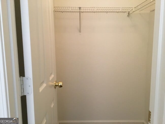 Building Photo - 4132 Ravenwood Ct