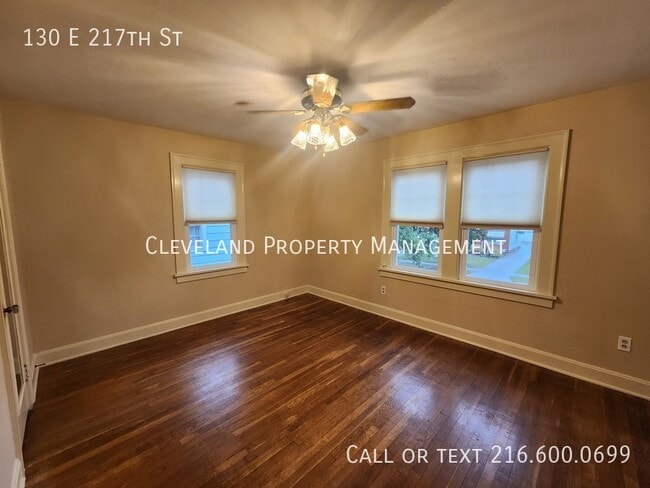 Building Photo - 130 E 217th St