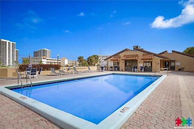 Building Photo - 1036 US-1