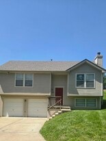 Building Photo - 3312 N Virginia Ave