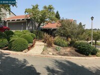 Building Photo - 20 Tamarisk