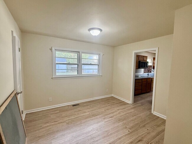 Building Photo - Two bedroom, 1 bath house – Flexible Layout with Bonus Spaces in Gibsonville