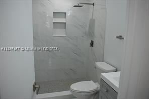 Building Photo - 2 br, 2.5 bath House - 6201 SW 138th Ct