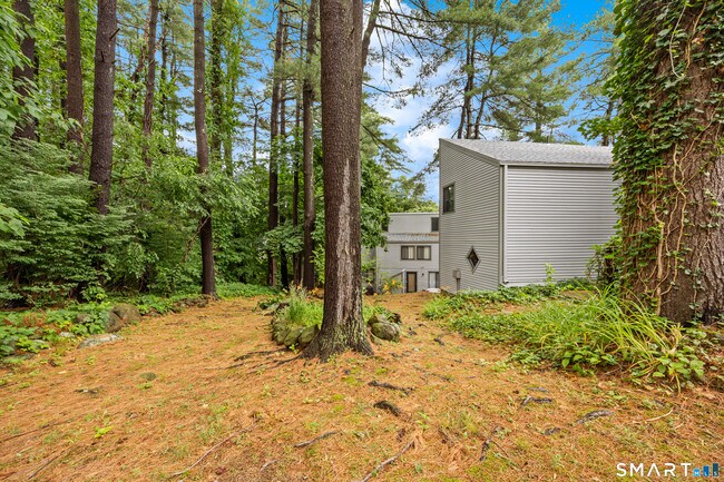 Building Photo - 5 Staunton Ct