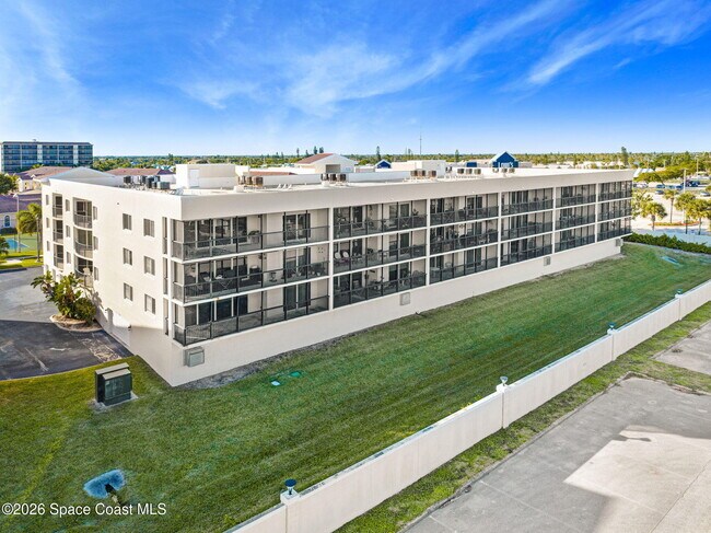 Building Photo - 123 Lancha Cir