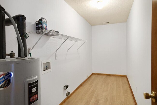 Building Photo - Community Water Access! Gorgeous Home!