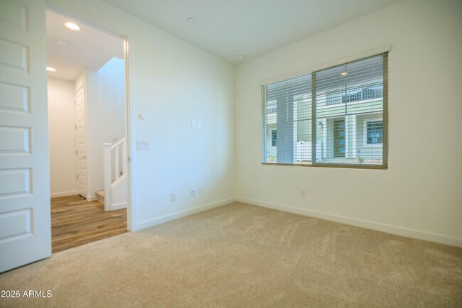 Building Photo - 8149 E Petunia Ave