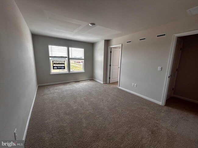 Building Photo - 118 Willett Holw St
