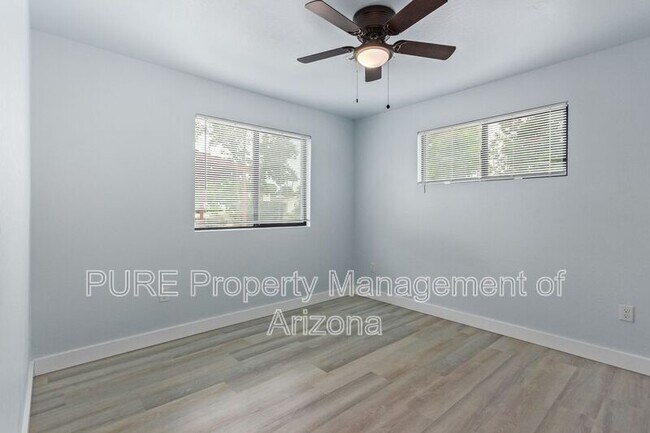 Building Photo - 5740 N 14th St